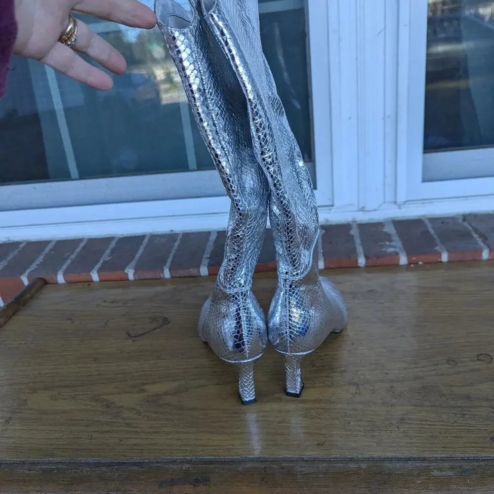 NEW Steve Madden Newlyn knee High Boots‎ Silver Metallic Women’s Size 7M